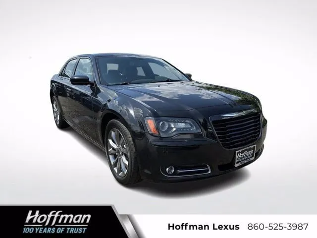 A Chrysler for sale - DEALS ON WHEELS